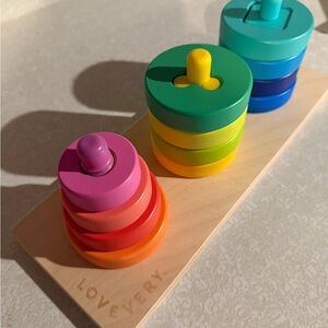 Lovevery manipulative puzzle - The Investigator Kit for months 31-32-33